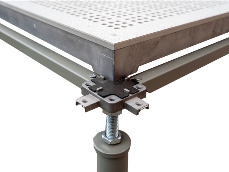 ventilated floor is that it is ventilated from the lower space of the floor; different local climatic environments can be formed