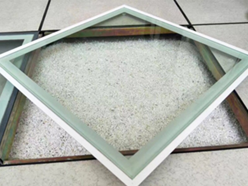 Glass Raised Floor