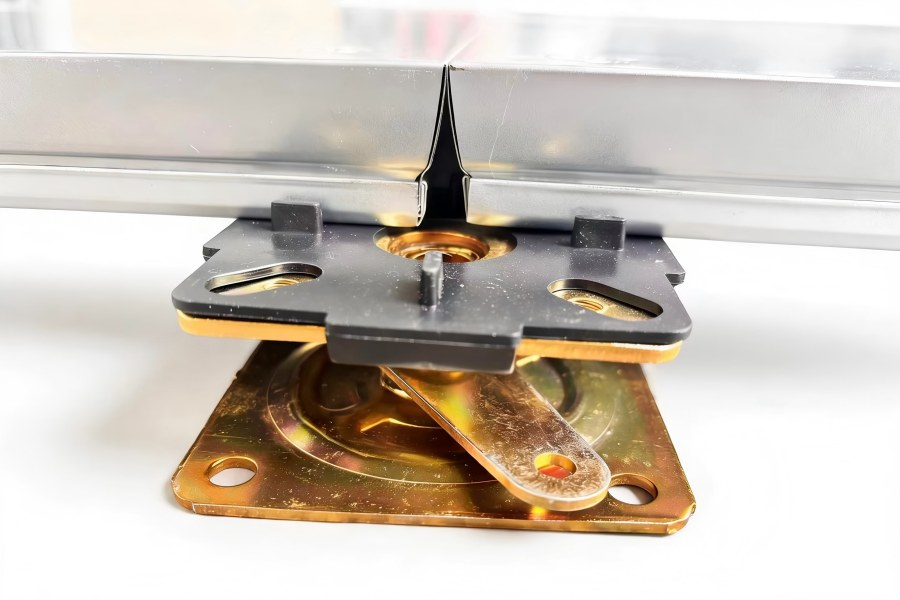 ultra-thin raised floor